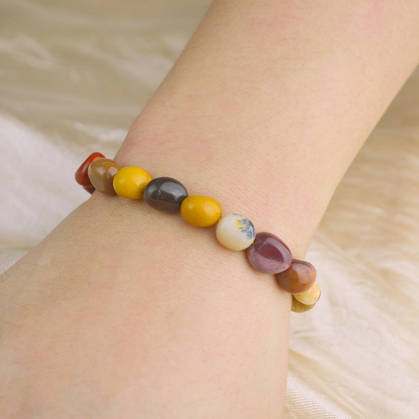 Mookaite Jasper Pebbles Stretch Bracelet